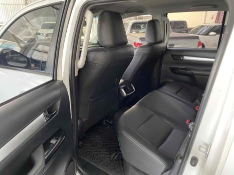 TOYOTA Hilux Caminhonete 2.8 16V SRV 4X4 DIESEL CABINE DUPLA AUTOM�TICO, Foto 10