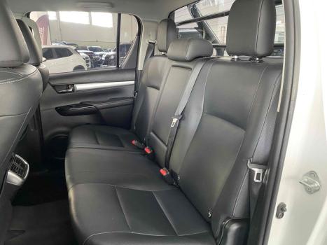 TOYOTA Hilux Caminhonete 2.8 16V SRV 4X4 DIESEL CABINE DUPLA AUTOM�TICO, Foto 11