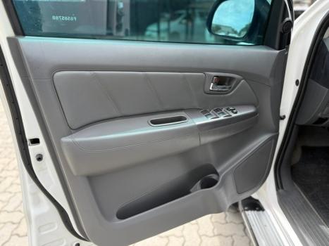 TOYOTA Hilux Caminhonete 3.0 4P SRV DIESEL CABINE DUPLA, Foto 8
