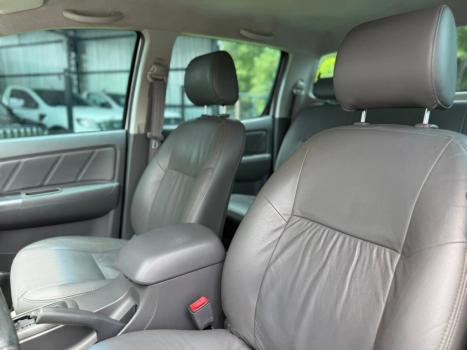 TOYOTA Hilux Caminhonete 3.0 4P SRV DIESEL CABINE DUPLA, Foto 9