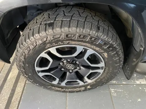 TOYOTA Hilux Caminhonete 2.8 16V SRX 4X4 DIESEL CABINE DUPLA AUTOM�TICO, Foto 7