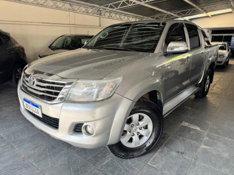 TOYOTA Hilux Caminhonete 2.7 16V 4P SRV FLEX CABINE DUPLA AUTOM�TICO, Foto 1