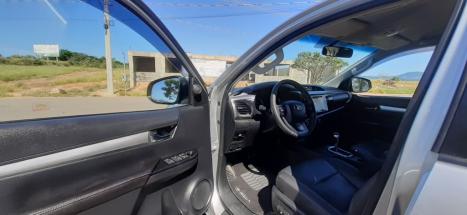 TOYOTA Hilux Caminhonete 2.7 16V 4P SRV CABINE DUPLA, Foto 2