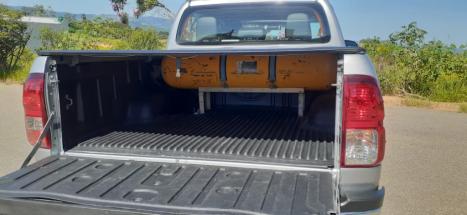 TOYOTA Hilux Caminhonete 2.7 16V 4P SRV CABINE DUPLA, Foto 6