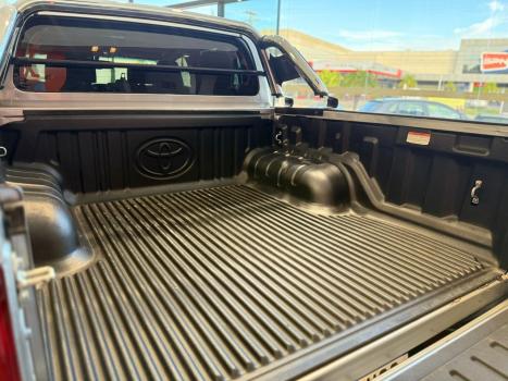 TOYOTA Hilux Caminhonete 2.8 16V SRV 4X4 DIESEL CABINE DUPLA AUTOM�TICO, Foto 11