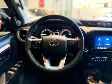 TOYOTA Hilux Caminhonete 2.8 16V SRV 4X4 DIESEL CABINE DUPLA AUTOM�TICO, Foto 14