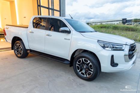 TOYOTA Hilux Caminhonete 2.8 16V SRX 4X4 TURBO DIESEL CABINE DUPLA AUTOM�TICO, Foto 2