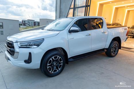 TOYOTA Hilux Caminhonete 2.8 16V SRX 4X4 TURBO DIESEL CABINE DUPLA AUTOM�TICO, Foto 3