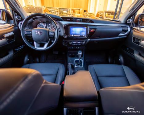 TOYOTA Hilux Caminhonete 2.8 16V SRX 4X4 TURBO DIESEL CABINE DUPLA AUTOM�TICO, Foto 8