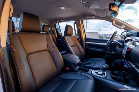 TOYOTA Hilux Caminhonete 2.8 16V SRX 4X4 TURBO DIESEL CABINE DUPLA AUTOM�TICO, Foto 12