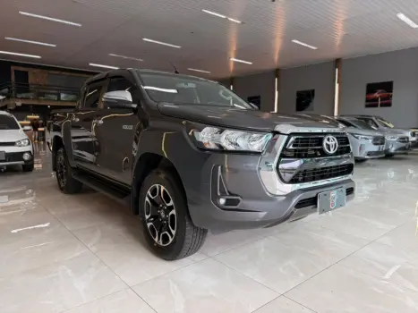 TOYOTA Hilux Caminhonete 2.8 16V SRV 4X4 DIESEL CABINE DUPLA AUTOM�TICO, Foto 2