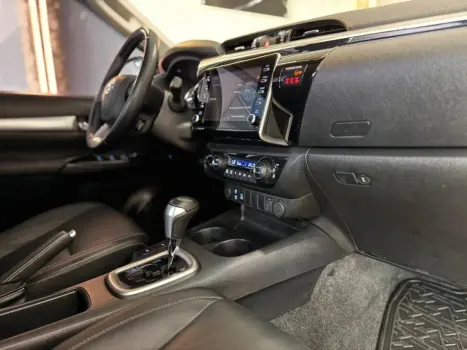 TOYOTA Hilux Caminhonete 2.8 16V SRV 4X4 DIESEL CABINE DUPLA AUTOM�TICO, Foto 9