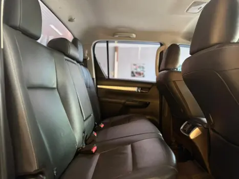 TOYOTA Hilux Caminhonete 2.8 16V SRV 4X4 DIESEL CABINE DUPLA AUTOM�TICO, Foto 12