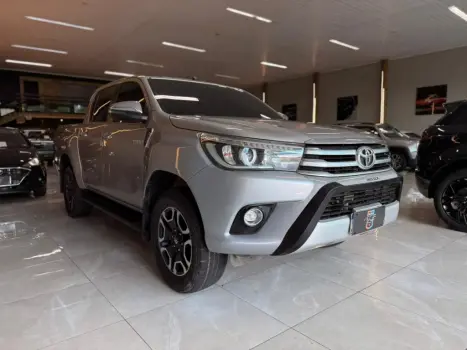 TOYOTA Hilux Caminhonete 2.8 16V SRX 4X4 DIESEL CABINE DUPLA AUTOM�TICO, Foto 2
