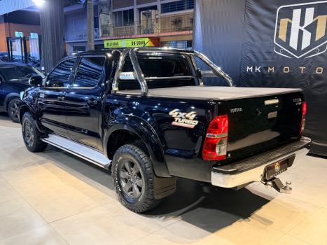 TOYOTA Hilux Caminhonete 3.0 4P 4X4 SRV TURBO DIESEL CABINE DUPLA AUTOM�TICO, Foto 8