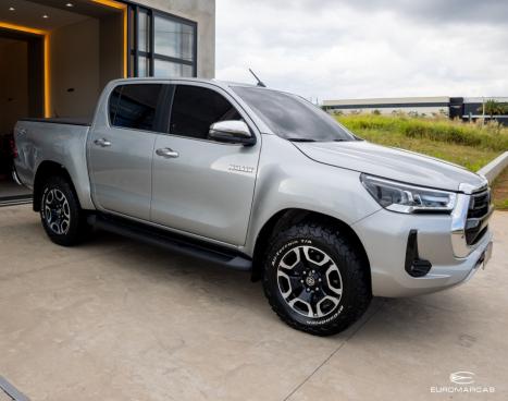 TOYOTA Hilux Caminhonete 2.8 16V SRX 4X4 TURBO DIESEL CABINE DUPLA AUTOM�TICO, Foto 2