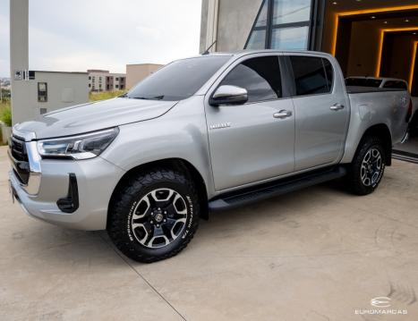 TOYOTA Hilux Caminhonete 2.8 16V SRX 4X4 TURBO DIESEL CABINE DUPLA AUTOM�TICO, Foto 3