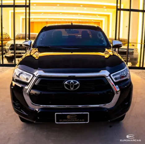 TOYOTA Hilux Caminhonete 2.8 16V SRX 4X4 TURBO DIESEL CABINE DUPLA AUTOM�TICO, Foto 1