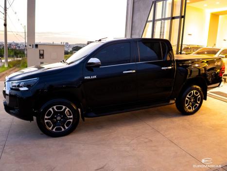 TOYOTA Hilux Caminhonete 2.8 16V SRX 4X4 TURBO DIESEL CABINE DUPLA AUTOM�TICO, Foto 3