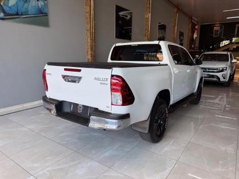TOYOTA Hilux Caminhonete 2.7 16V 4P SRV FLEX CABINE DUPLA AUTOM�TICO, Foto 3