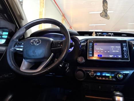 TOYOTA Hilux Caminhonete 2.7 16V 4P SRV FLEX CABINE DUPLA AUTOM�TICO, Foto 6