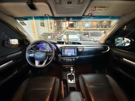 TOYOTA Hilux Caminhonete 2.7 16V 4P SRV FLEX CABINE DUPLA AUTOM�TICO, Foto 8