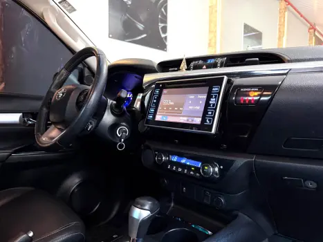 TOYOTA Hilux Caminhonete 2.7 16V 4P SRV FLEX CABINE DUPLA AUTOM�TICO, Foto 10