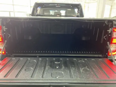 TOYOTA Hilux Caminhonete , Foto 12