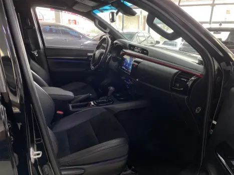 TOYOTA Hilux Caminhonete , Foto 13