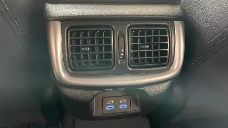TOYOTA Hilux Caminhonete 2.8 4X4 SR5 CABINE DUPLA TURBO DIESEL, Foto 16