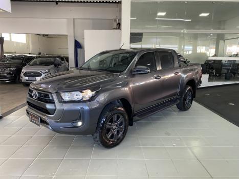 TOYOTA Hilux Caminhonete 2.8 16V 4P SR 4X4 DIESEL CABINE DUPLA AUTOM�TICO, Foto 1