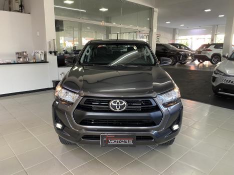 TOYOTA Hilux Caminhonete 2.8 16V 4P SR 4X4 DIESEL CABINE DUPLA AUTOM�TICO, Foto 2