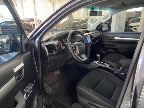 TOYOTA Hilux Caminhonete 2.8 16V 4P SR 4X4 DIESEL CABINE DUPLA AUTOM�TICO, Foto 8