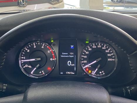 TOYOTA Hilux Caminhonete 2.8 16V 4P SR 4X4 DIESEL CABINE DUPLA AUTOM�TICO, Foto 17