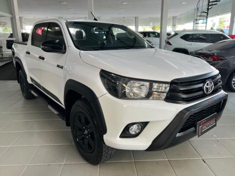 TOYOTA Hilux Caminhonete , Foto 3