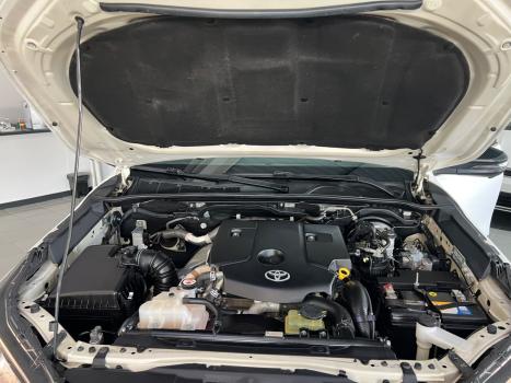 TOYOTA Hilux Caminhonete , Foto 8