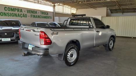 TOYOTA Hilux Caminhonete 2.8 4X4 DIESEL CABINE SIMPLES, Foto 10