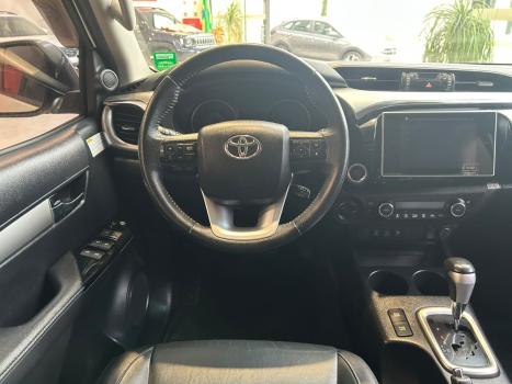 TOYOTA Hilux Caminhonete 2.8 16V SRV 4X4 DIESEL CABINE DUPLA AUTOMÁTICO, Foto 14