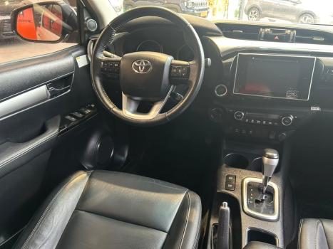 TOYOTA Hilux Caminhonete 2.8 16V SRV 4X4 DIESEL CABINE DUPLA AUTOMÁTICO, Foto 18