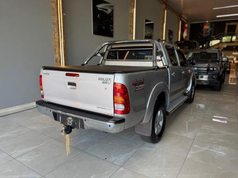 TOYOTA Hilux Caminhonete 3.0 16V 4P 4X4 SRV TURBO DIESEL CABINE DUPLA AUTOMÁTICO, Foto 3