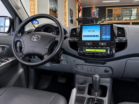 TOYOTA Hilux Caminhonete 3.0 16V 4P 4X4 SRV TURBO DIESEL CABINE DUPLA AUTOMÁTICO, Foto 6