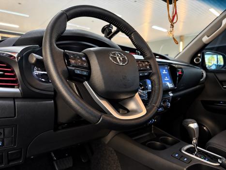 TOYOTA Hilux Caminhonete 2.8 4P SRX 4X4 TURBO DIESEL AUTOMÁTICO, Foto 5