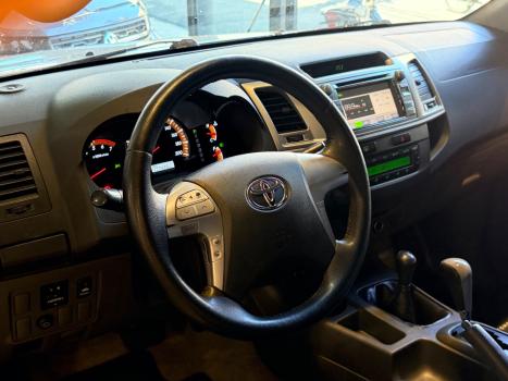 TOYOTA Hilux Caminhonete 2.7 16V 4P SRV FLEX 4X4  CABINE DUPLA AUTOMÁTICO, Foto 12