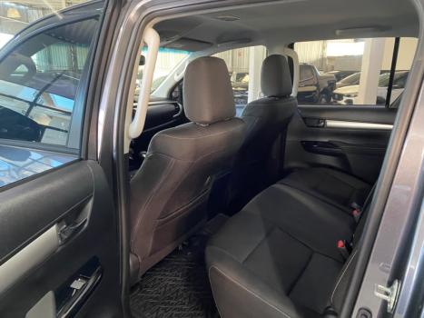 TOYOTA Hilux Caminhonete 2.8 16V 4P SR 4X4 DIESEL CABINE DUPLA AUTOMÁTICO, Foto 14
