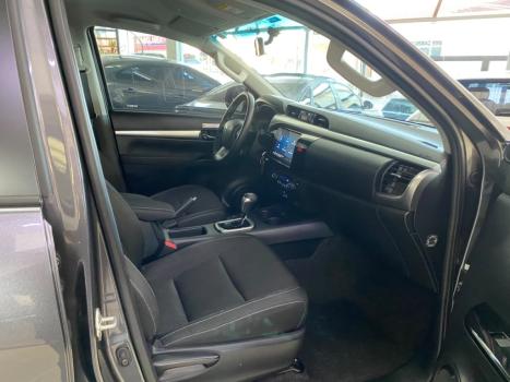 TOYOTA Hilux Caminhonete 2.8 16V 4P SR 4X4 DIESEL CABINE DUPLA AUTOMÁTICO, Foto 15