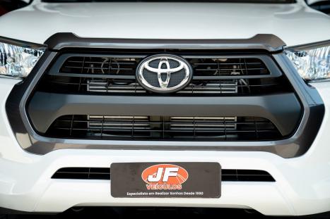 TOYOTA Hilux Caminhonete 2.8 4P 4X4 DIESEL CABINE DUPLA, Foto 3