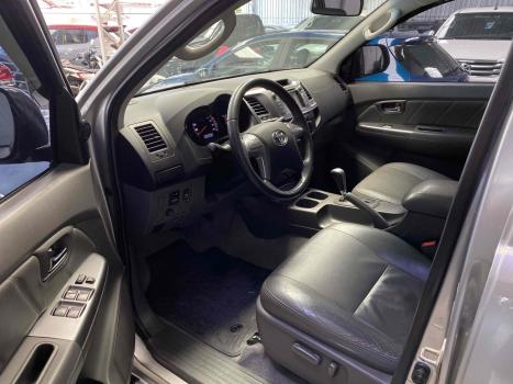 TOYOTA Hilux SW4 2.7 16V 4P FLEX SRV 7 LUGARES AUTOM�TICO, Foto 8