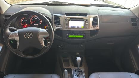 TOYOTA Hilux SW4 2.7 16V 4P 4X4, Foto 8