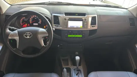 TOYOTA Hilux SW4 2.7 16V 4P 4X4, Foto 8