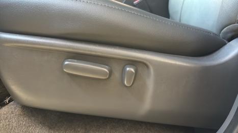 TOYOTA Hilux SW4 2.7 16V 4P 4X4, Foto 12